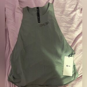 Brand new lululemon lab tank top